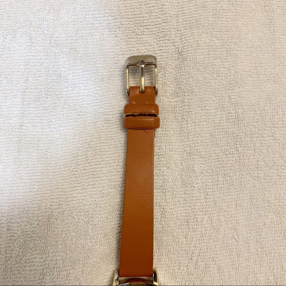 Faux Leather Watch - Picture 4 of 5